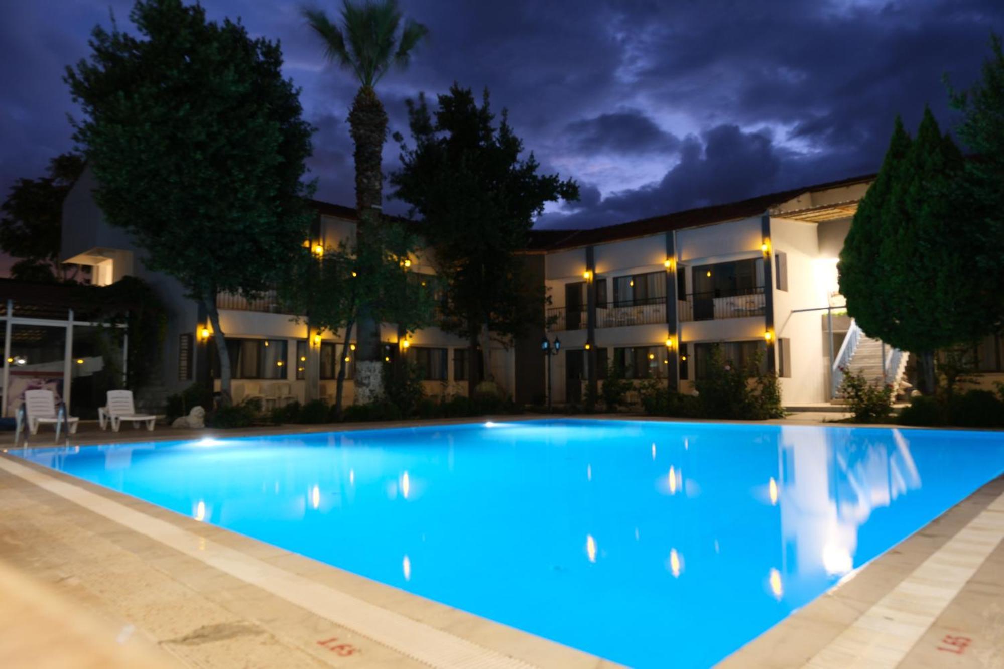Artemis Yoeruek Otel Old Town Pamukkale Exterior foto